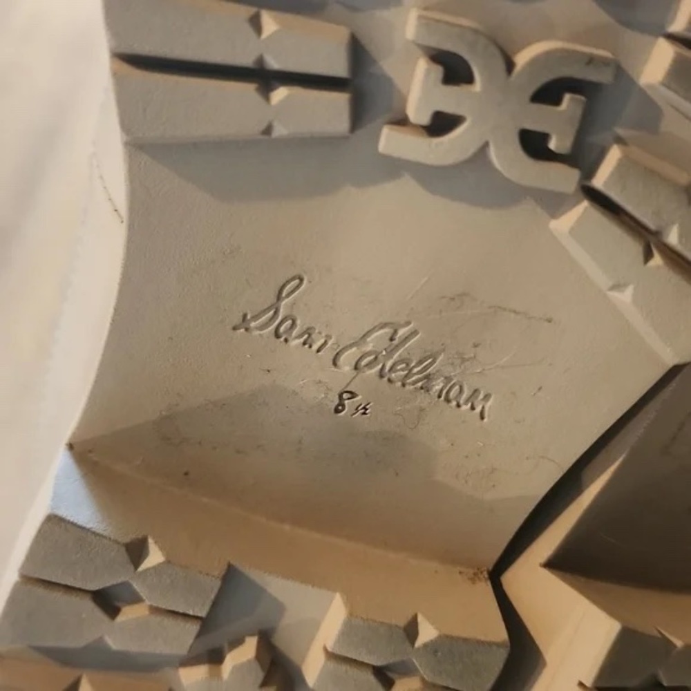 Sam Edelman Leone Lug Sole Chelsea Boots - Picture 10 of 10